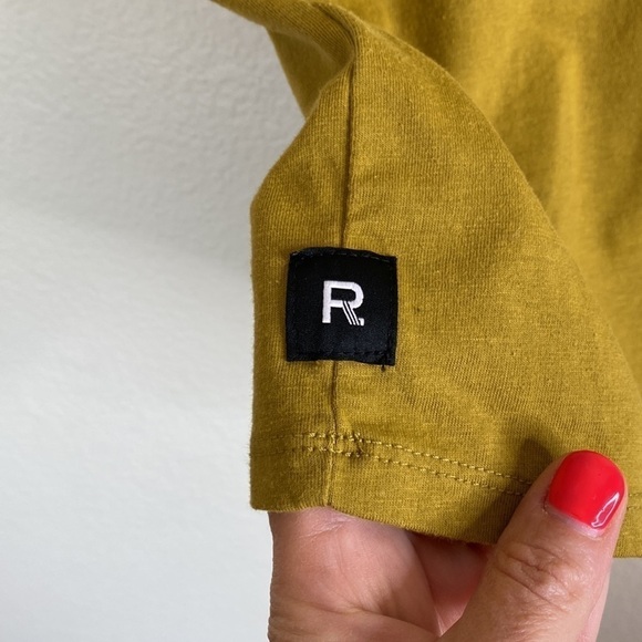 Richer Poorer T-Shirt men’s short sleeve extra-large - Picture 4 of 4